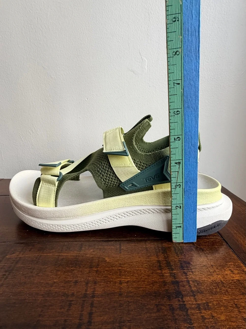 Teva Aventrail Hiking Sandals Pesto Green Mens Size 13 New FE1224L